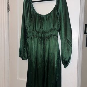 ARULA Emerald Long Sleeve Dress